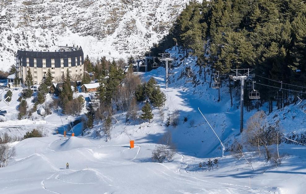Hotel Or Blanc Espot Εξωτερικό φωτογραφία